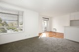 https://images.listonce.com.au/custom/160x/listings/82-graham-street-port-melbourne-vic-3207/229/01626229_img_04.jpg?gbUBp1qUrQ4