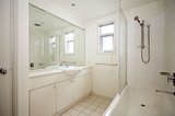 https://images.listonce.com.au/custom/160x/listings/82-graham-street-port-melbourne-vic-3207/372/01720372_img_06.jpg?lHVCUOIVXUA