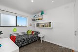 https://images.listonce.com.au/custom/160x/listings/82-hook-street-altona-meadows-vic-3028/076/01200076_img_20.jpg?oWe7-FbfT3U