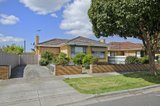 https://images.listonce.com.au/custom/160x/listings/82-mcclelland-street-bell-park-vic-3215/873/01699873_img_11.jpg?VJxrMyaNjZY
