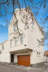 https://images.listonce.com.au/custom/160x/listings/82-mckean-street-fitzroy-north-vic-3068/294/01973294_img_09.jpg?-AuSeRr0UKo