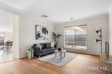 https://images.listonce.com.au/custom/160x/listings/82-waterview-drive-mernda-vic-3754/644/01931644_img_02.jpg?S1wyMymuv0U
