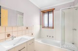 https://images.listonce.com.au/custom/160x/listings/8204-leith-street-redan-vic-3350/712/01959712_img_04.jpg?2regynYuJrE