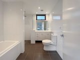 https://images.listonce.com.au/custom/160x/listings/8252-254-pakington-geelong-west-vic-3218/657/01948657_img_02.jpg?tzBLzfEcfMU