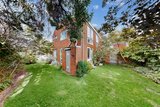 https://images.listonce.com.au/custom/160x/listings/8278-cotham-road-kew-vic-3101/167/01769167_img_16.jpg?o66nKnDmwcc