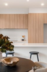 https://images.listonce.com.au/custom/160x/listings/828-30-ross-road-croydon-vic-3136/101/01899101_img_06.jpg?IUlVY4ls-vU
