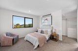 https://images.listonce.com.au/custom/160x/listings/82a-mortimore-street-bentleigh-vic-3204/006/01626006_img_09.jpg?tS2gJK8PxXo