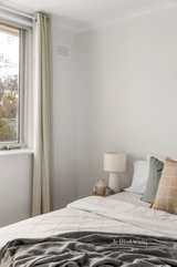 https://images.listonce.com.au/custom/160x/listings/82d-cunningham-street-northcote-vic-3070/871/01568871_img_08.jpg?Ss3gUOFs2fc