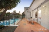 https://images.listonce.com.au/custom/160x/listings/83-clifton-street-balwyn-north-vic-3104/452/01941452_img_12.jpg?D2S315hfw-0