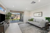 https://images.listonce.com.au/custom/160x/listings/83-diamond-gully-road-mckenzie-hill-vic-3451/777/01248777_img_04.jpg?OwitGXncplA