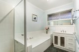 https://images.listonce.com.au/custom/160x/listings/83-maidstone-street-ringwood-vic-3134/361/00757361_img_08.jpg?zEWZ_52YM5M