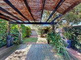 https://images.listonce.com.au/custom/160x/listings/83-ormond-street-kensington-vic-3031/274/01592274_img_08.jpg?bDb1CT-gQFM