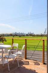 https://images.listonce.com.au/custom/160x/listings/83-the-strand-newport-vic-3015/336/01978336_img_21.jpg?AB8Pn2_IlSk