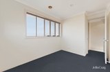 https://images.listonce.com.au/custom/160x/listings/83-york-street-strathmore-vic-3041/335/01970335_img_03.jpg?_McL0fMf17E