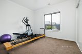 https://images.listonce.com.au/custom/160x/listings/830-chisholm-street-black-hill-vic-3350/657/01198657_img_14.jpg?oUf0PzY_zCw