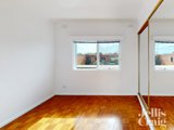 https://images.listonce.com.au/custom/160x/listings/8311-auburn-road-hawthorn-vic-3122/642/01932642_img_06.jpg?ZqOZbK3xKSU