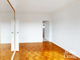 https://images.listonce.com.au/custom/160x/listings/8311-auburn-road-hawthorn-vic-3122/642/01932642_img_08.jpg?VqU5kZqZnaQ