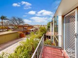 https://images.listonce.com.au/custom/160x/listings/8311-auburn-road-hawthorn-vic-3122/966/01699966_img_11.jpg?GQw4vQVZvok