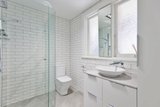 https://images.listonce.com.au/custom/160x/listings/833-queens-road-melbourne-vic-3004/696/01735696_img_06.jpg?r3XbgRTl1dA