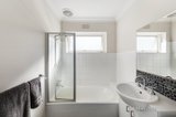 https://images.listonce.com.au/custom/160x/listings/836-auburn-grove-hawthorn-vic-3122/169/00704169_img_05.jpg?ncmhL2YKx7c