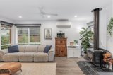 https://images.listonce.com.au/custom/160x/listings/836-beard-street-eltham-vic-3095/427/01509427_img_04.jpg?ehfL_yzAbUM