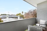 https://images.listonce.com.au/custom/160x/listings/836-byron-street-elwood-vic-3184/828/01911828_img_07.jpg?hW5aEWtjqO0