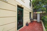 https://images.listonce.com.au/custom/160x/listings/838-chapman-street-north-melbourne-vic-3051/643/00421643_img_06.jpg?NGJJfRBs1Ho