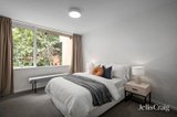 https://images.listonce.com.au/custom/160x/listings/83a-park-street-south-melbourne-vic-3205/054/01984054_img_04.jpg?sljiZUgb2uQ