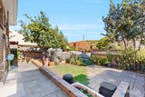 https://images.listonce.com.au/custom/160x/listings/83a-shamrock-street-brunswick-west-vic-3055/342/01818342_img_12.jpg?T7rKyHTefQ0
