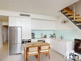https://images.listonce.com.au/custom/160x/listings/84-coppin-street-richmond-vic-3121/939/01927939_img_03.jpg?N-mSXA_u9IY