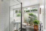 https://images.listonce.com.au/custom/160x/listings/84-hawthorn-grove-hawthorn-vic-3122/639/01194639_img_09.jpg?oNGt-3dYHS4