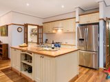 https://images.listonce.com.au/custom/160x/listings/84-inverness-road-kalorama-vic-3766/618/01524618_img_05.jpg?8fYwdXu8VHU