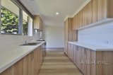 https://images.listonce.com.au/custom/160x/listings/84-king-arthur-drive-glen-waverley-vic-3150/239/01558239_img_03.jpg?gS-Mb6hZ_dM