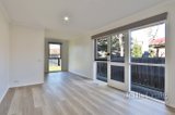 https://images.listonce.com.au/custom/160x/listings/84-king-arthur-drive-glen-waverley-vic-3150/239/01558239_img_04.jpg?U8zwUgSOC1M