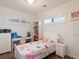 https://images.listonce.com.au/custom/160x/listings/84-larbert-road-mooroolbark-vic-3138/962/01523962_img_12.jpg?aC3ezS2bdOU