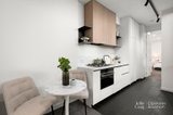 https://images.listonce.com.au/custom/160x/listings/84-ormond-road-elwood-vic-3184/341/01780341_img_11.jpg?kJzzMwg6FTY