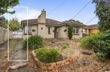 https://images.listonce.com.au/custom/160x/listings/84-parkmore-road-bentleigh-east-vic-3165/258/01348258_img_01.jpg?Guyx16Rb_pM