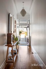 https://images.listonce.com.au/custom/160x/listings/84-queen-street-reservoir-vic-3073/609/01927609_img_20.jpg?EhQBYMC9Zk0