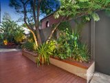 https://images.listonce.com.au/custom/160x/listings/84-ross-street-port-melbourne-vic-3207/721/01087721_img_15.jpg?ZiW9x7Iy1Ak