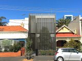 https://images.listonce.com.au/custom/160x/listings/84-stokes-street-port-melbourne-vic-3207/185/01088185_img_08.jpg?9XhpAYxosIQ