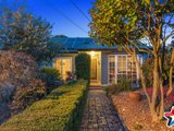 https://images.listonce.com.au/custom/160x/listings/84-taylor-road-mooroolbark-vic-3138/927/01524927_img_01.jpg?K52rtG-exZ4