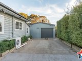 https://images.listonce.com.au/custom/160x/listings/84-taylor-road-mooroolbark-vic-3138/927/01524927_img_12.jpg?EY8bEypLrtU