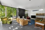 https://images.listonce.com.au/custom/160x/listings/84-walpole-street-kew-vic-3101/060/01642060_img_08.jpg?9dzo6y_NAZQ