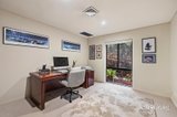 https://images.listonce.com.au/custom/160x/listings/84-warringah-crescent-eltham-north-vic-3095/909/01986909_img_12.jpg?dv5DE_G6pkI