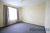 https://images.listonce.com.au/custom/160x/listings/84-wingara-avenue-keilor-east-vic-3033/815/01747815_img_07.jpg?fvcZbfKaGCc