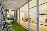 https://images.listonce.com.au/custom/160x/listings/84-yarra-boulevard-richmond-vic-3121/792/00527792_img_13.jpg?3H-AinQeSyk