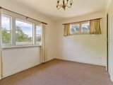 https://images.listonce.com.au/custom/160x/listings/841-maldon-newstead-road-maldon-vic-3463/356/00616356_img_06.jpg?XOpVSo5YsQU