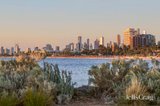https://images.listonce.com.au/custom/160x/listings/841-marine-parade-st-kilda-vic-3182/840/01985840_img_09.jpg?ETRqzhY0rLk