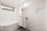 https://images.listonce.com.au/custom/160x/listings/8420-424-church-road-templestowe-vic-3106/952/01986952_img_09.jpg?JBI3Yx-vBHY