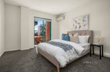 https://images.listonce.com.au/custom/160x/listings/8421-esplanade-west-port-melbourne-vic-3207/586/01124586_img_05.jpg?Sww6IlvZEz8